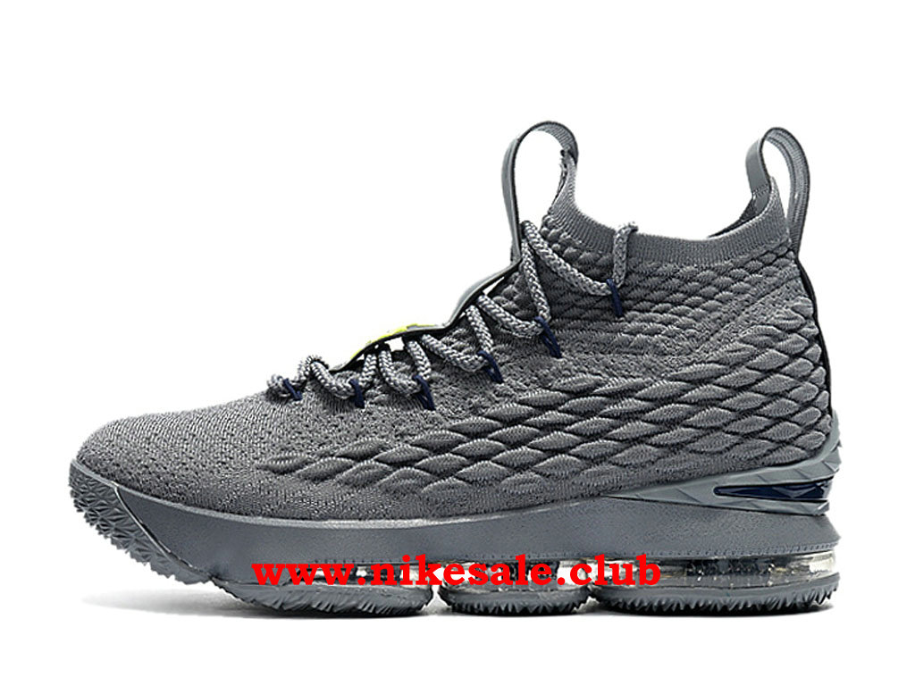 nike lebron 15 pas cher